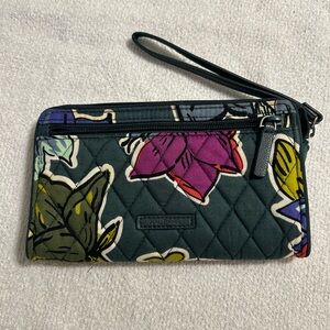 Vera Bradley Falling Flowers Grab and Go RFID Wallet